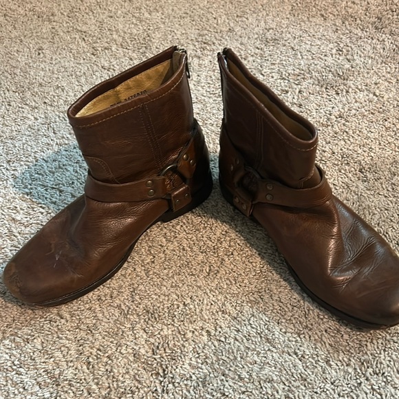 Frye Shoes - Frye Brown Leather Ankle Boots